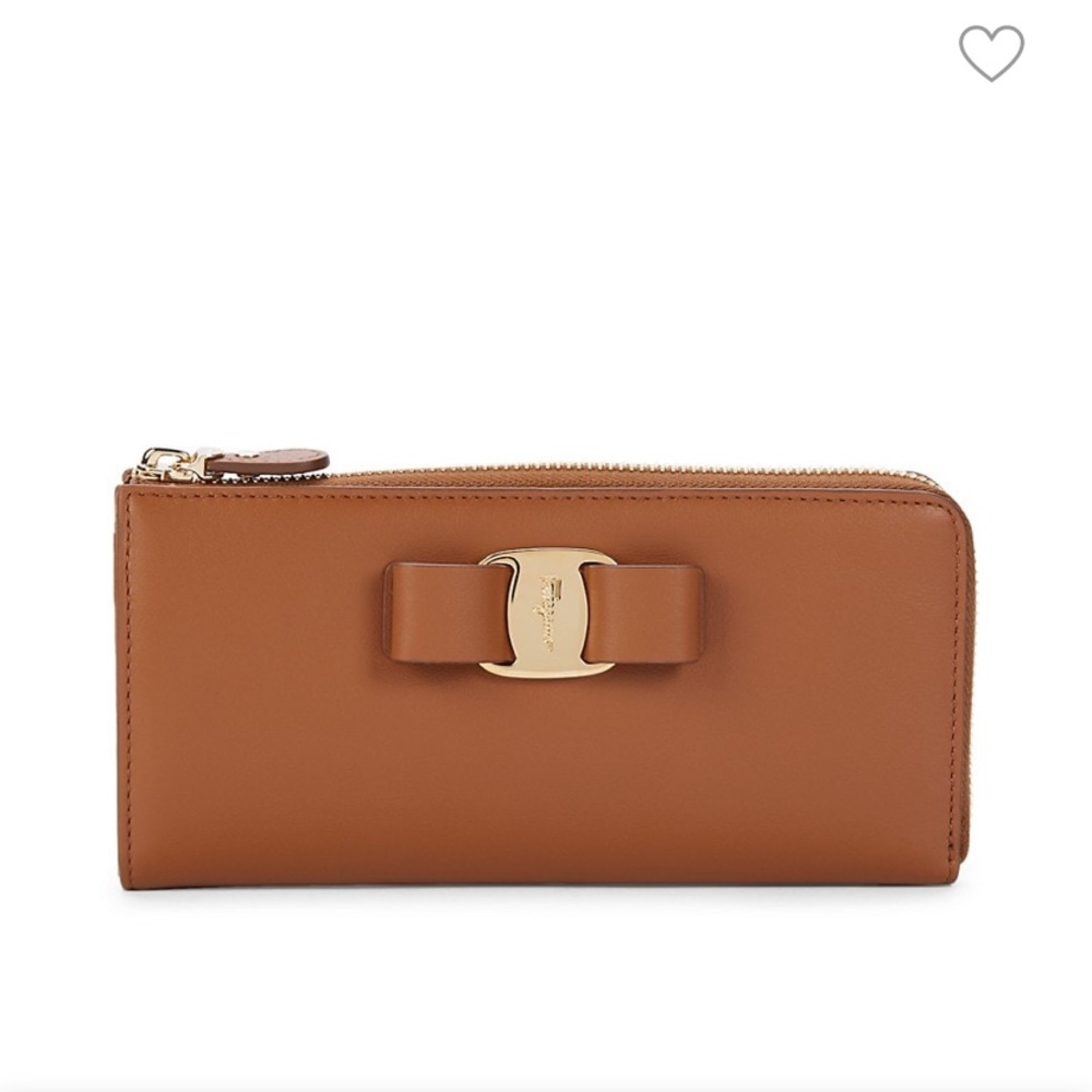 SALVATORE FERRAGAMO SELLA CALF LEATHER TWO SIDED ZIPPER CLOSURE WALLET IN TAN